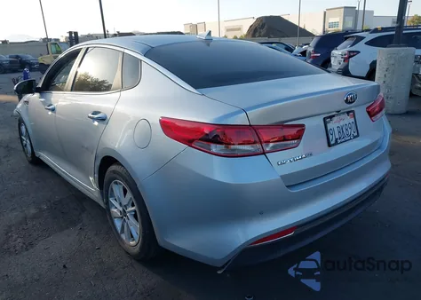 2018 Kia Optima Lx z USA, uszkodzony, nr VIN 5XXGT4L31JG227748